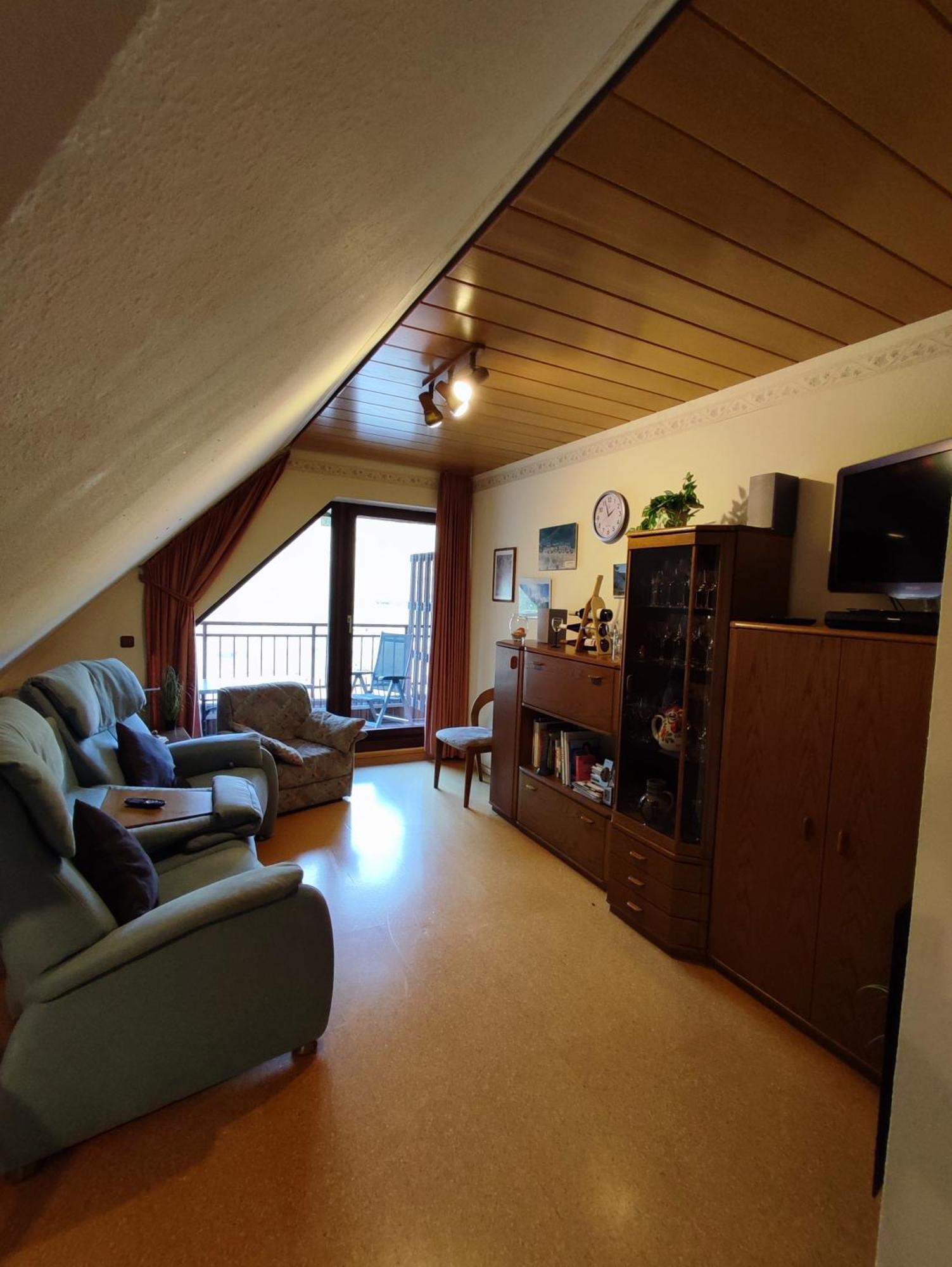 Panorama Oase Ferienwohnung Mit Blick Auf Mosel Und Reichsburg Cochem Exterior photo